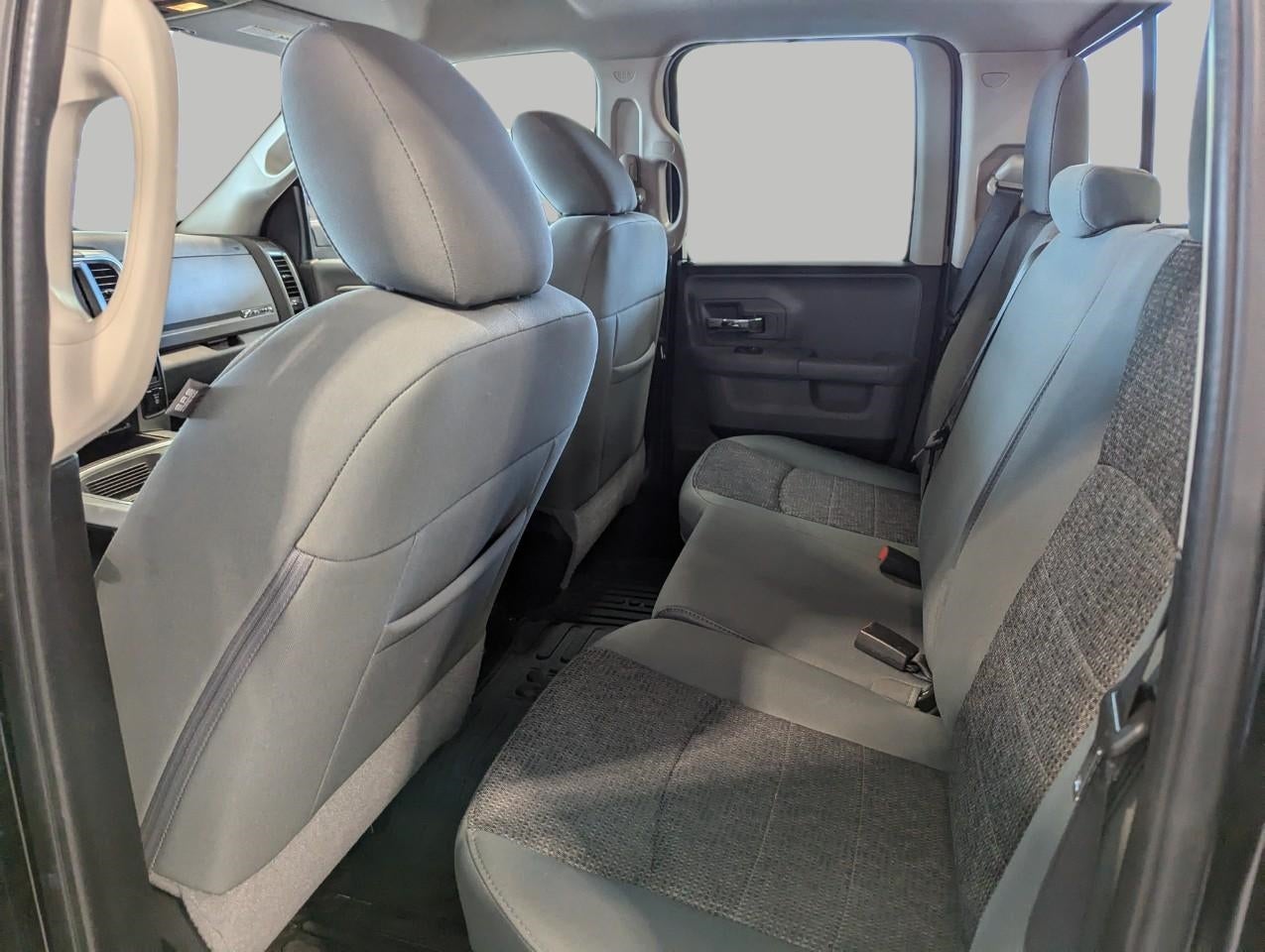 2018 RAM 1500 Big Horn Quad Cab 4x4 6'4' Box