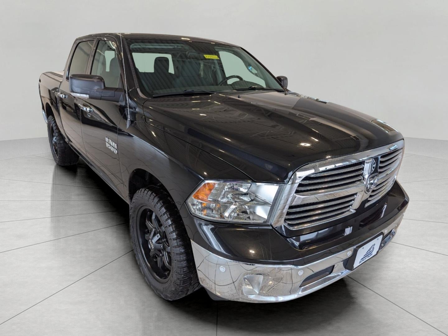 2017 RAM 1500 Big Horn Crew Cab 4x4 5'7' Box