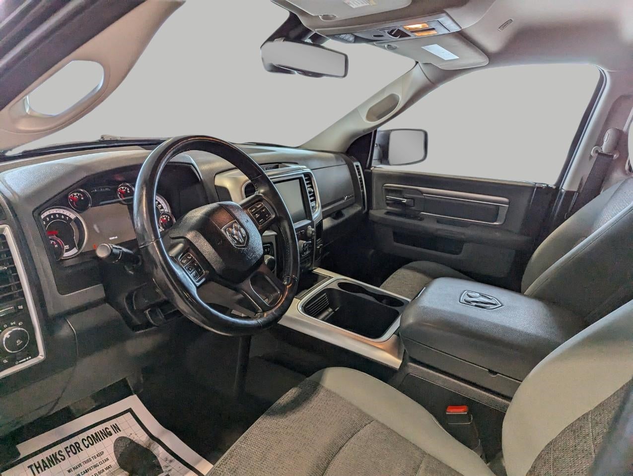 2017 RAM 1500 Big Horn Crew Cab 4x4 5'7' Box