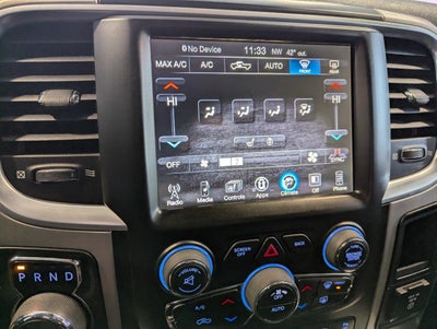 2017 RAM 1500 Big Horn Crew Cab 4x4 5'7' Box