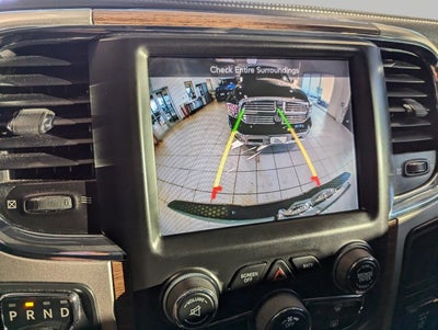 2017 RAM 1500 Laramie Crew Cab 4x4 5'7' Box