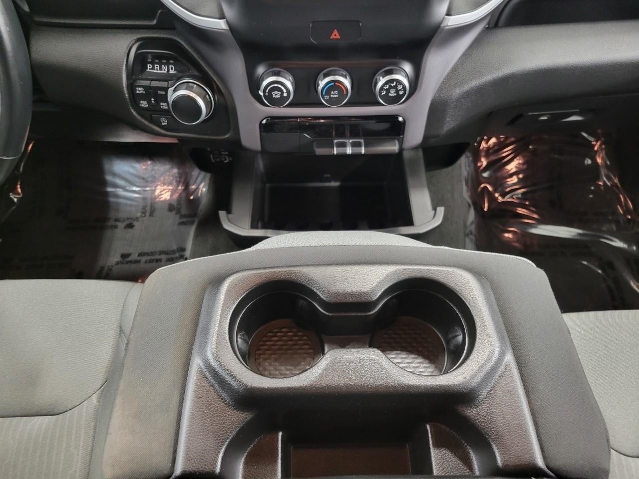 2022 RAM 1500 Big Horn 4x4 Quad Cab 6'4 Box
