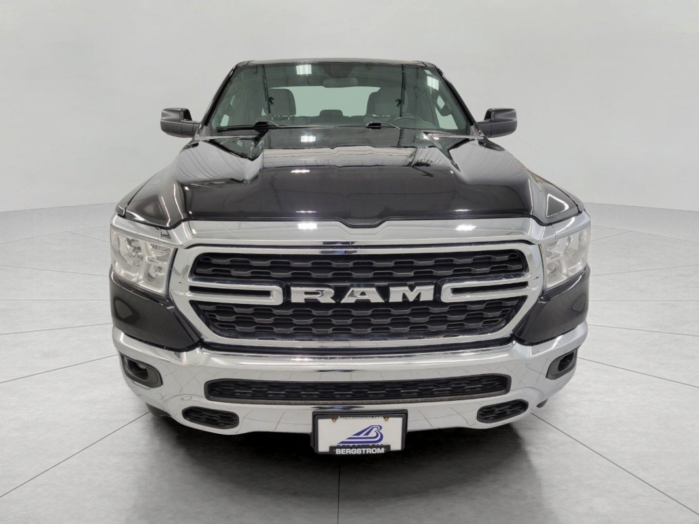 2022 RAM 1500 Big Horn 4x4 Quad Cab 6'4 Box