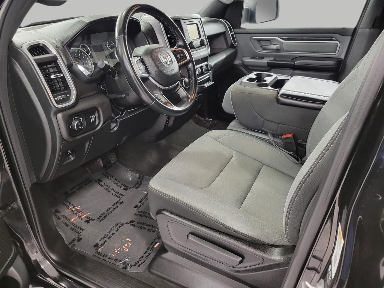2022 RAM 1500 Big Horn 4x4 Quad Cab 6'4 Box