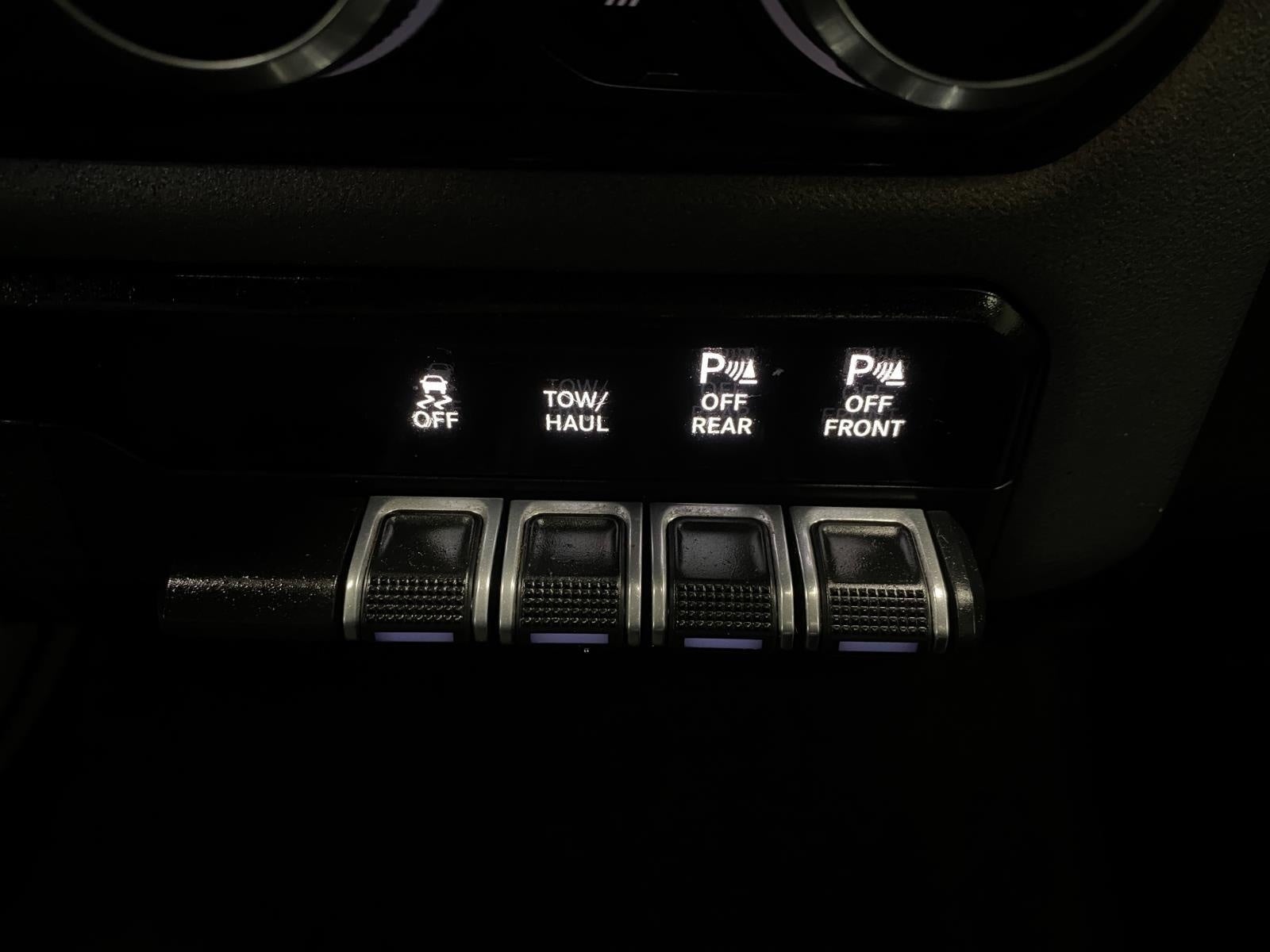2021 RAM 1500 Big Horn Quad Cab 4x4 6'4' Box