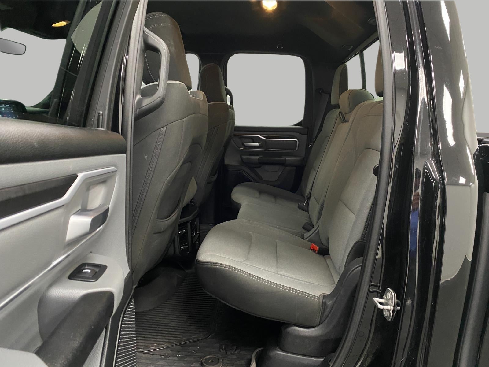 2021 RAM 1500 Big Horn Quad Cab 4x4 6'4' Box