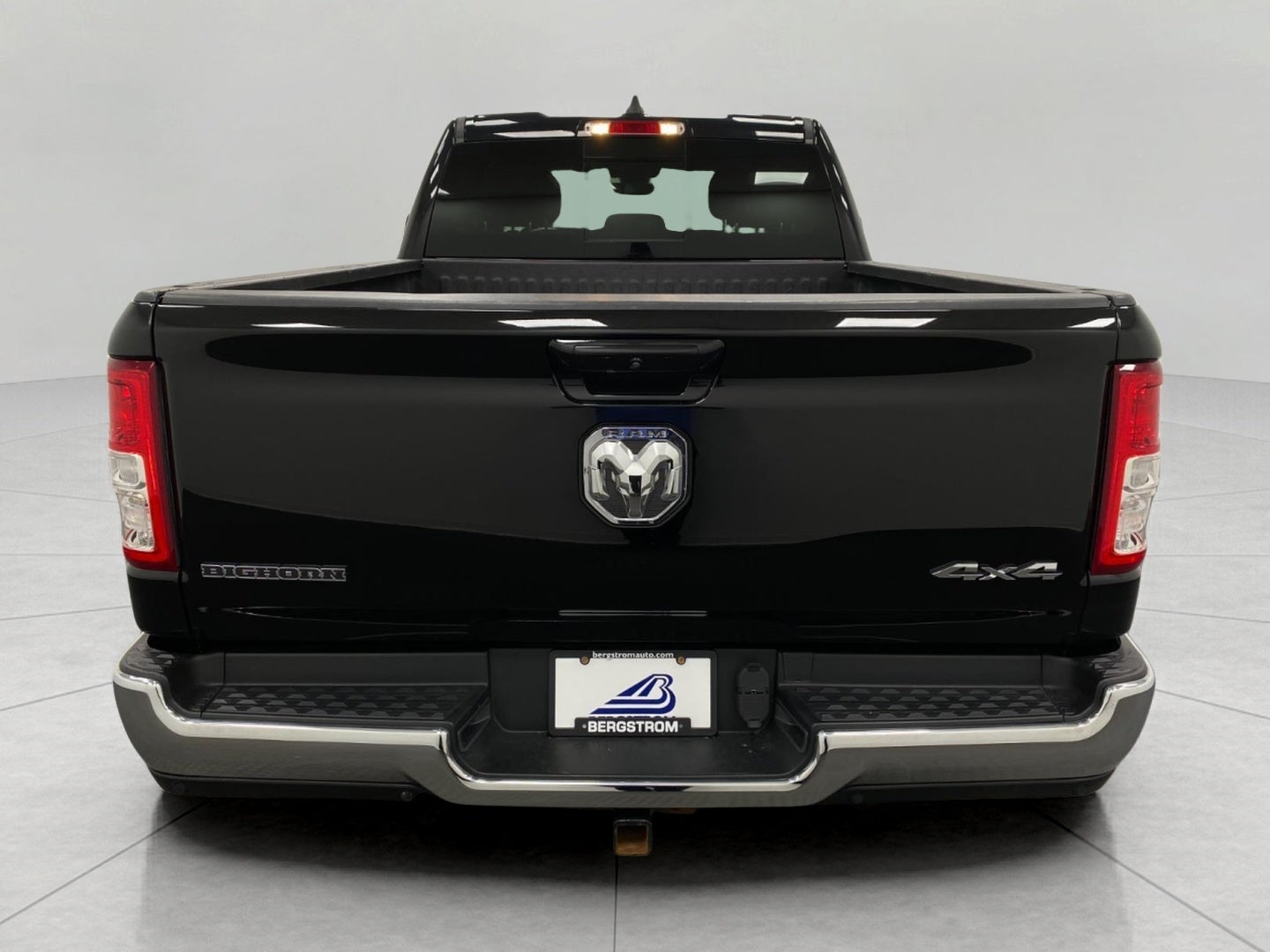 2021 RAM 1500 Big Horn Quad Cab 4x4 6'4' Box