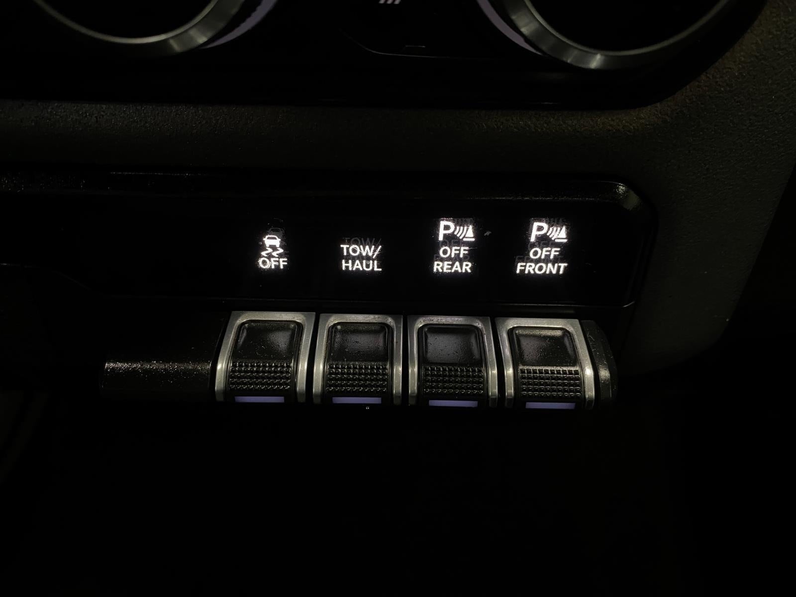 2021 RAM 1500 Big Horn Quad Cab 4x4 6'4' Box