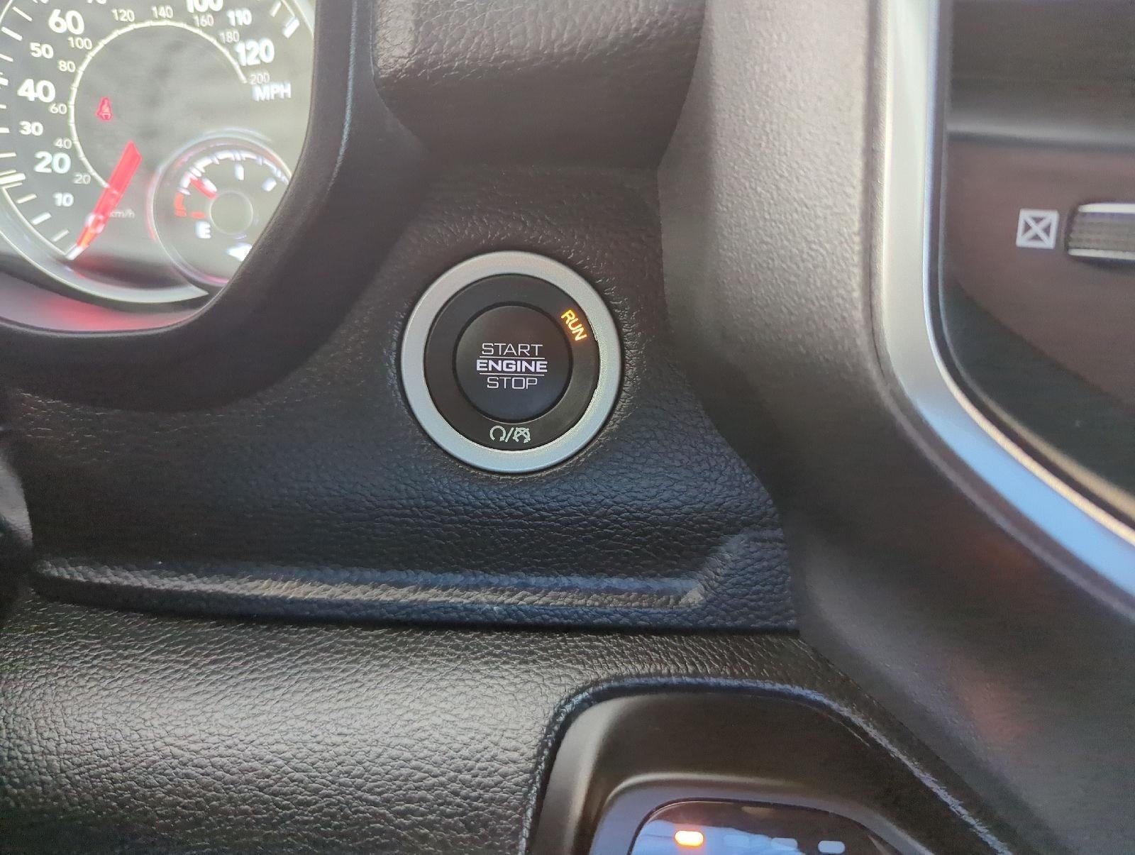 2023 RAM 1500 Big Horn Crew Cab 4x4 5'7' Box