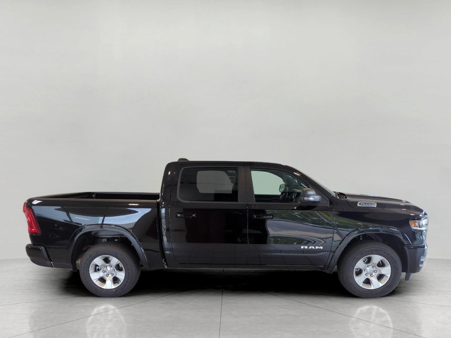 2027 RAM 1500 RAM 1500 BIG HORN CREW CAB 4X4 5'7' BOX