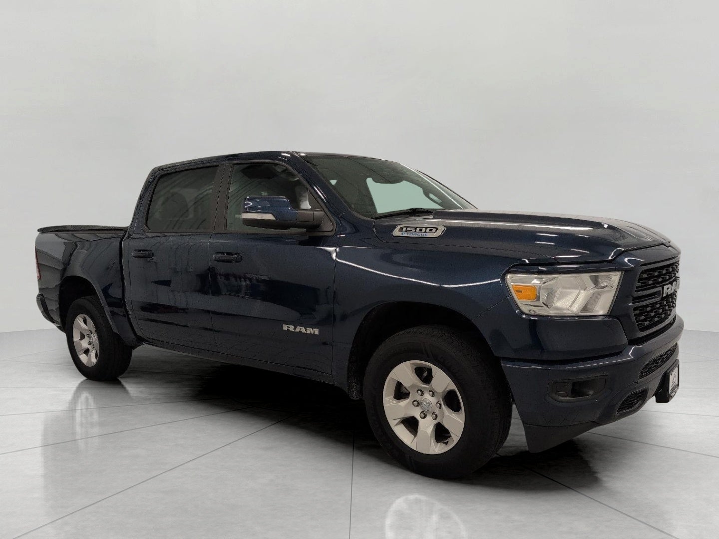 2022 RAM 1500 Big Horn Crew Cab 4x4 5'7' Box