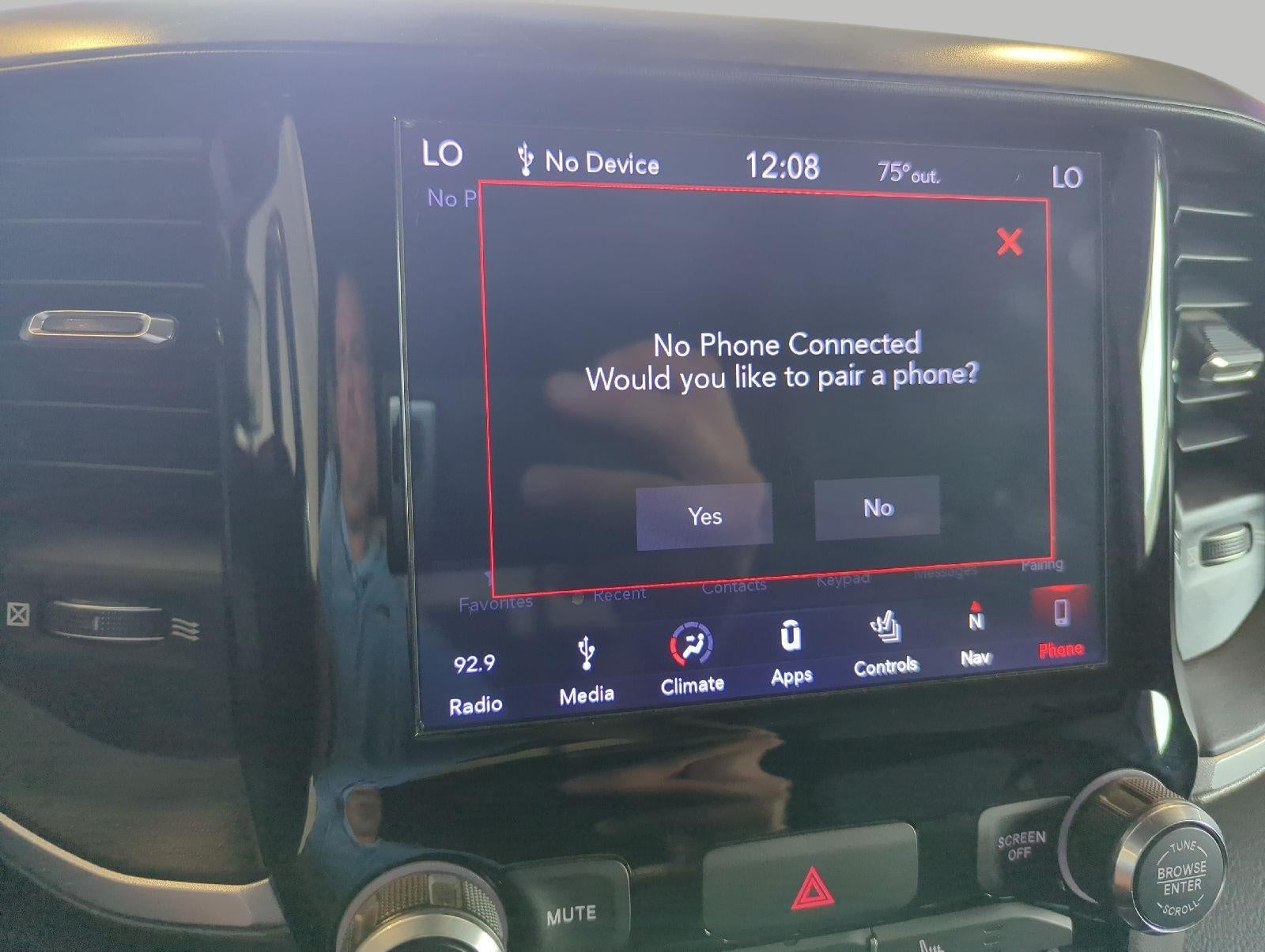 2019 RAM 1500 Big Horn/Lone Star Crew Cab 4x4 5'7' Box