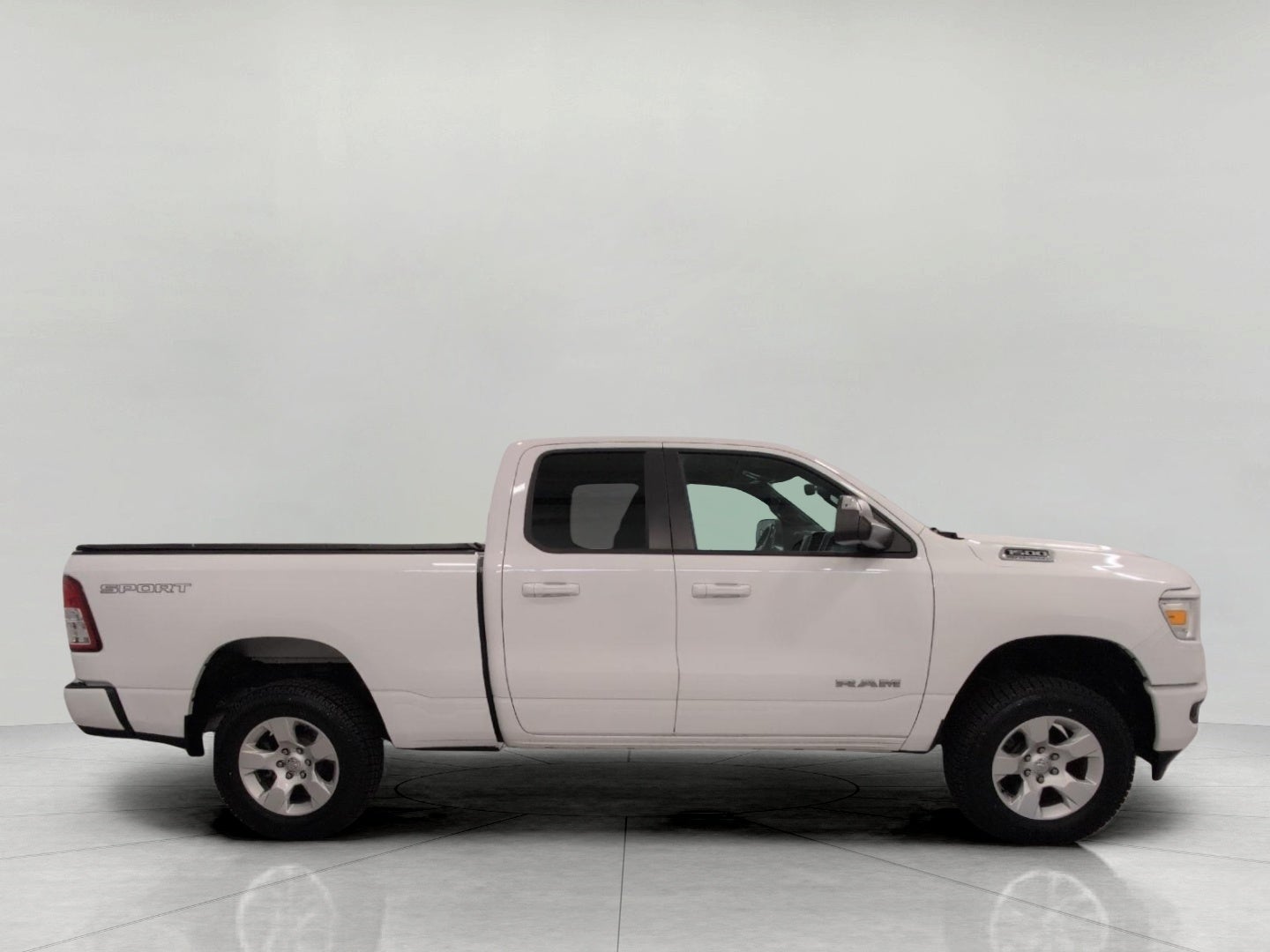 2023 RAM 1500 Big Horn 4x4 Quad Cab 6'4 Box
