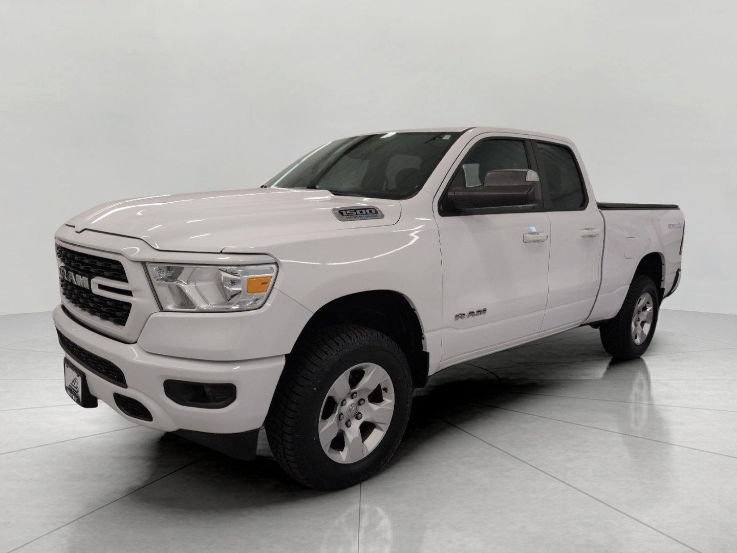 2023 RAM 1500 Big Horn 4x4 Quad Cab 6'4 Box