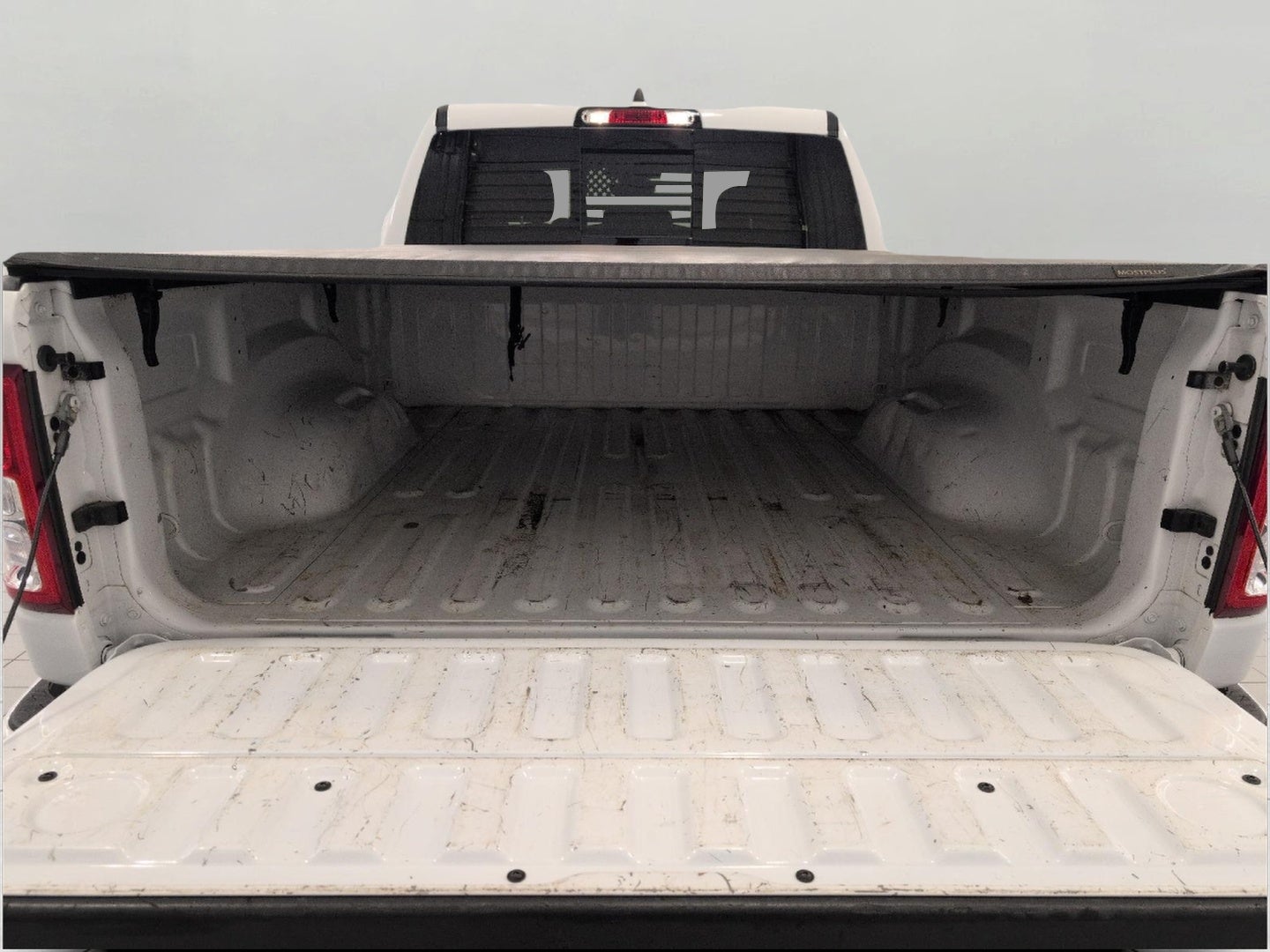 2023 RAM 1500 Big Horn 4x4 Quad Cab 6'4 Box