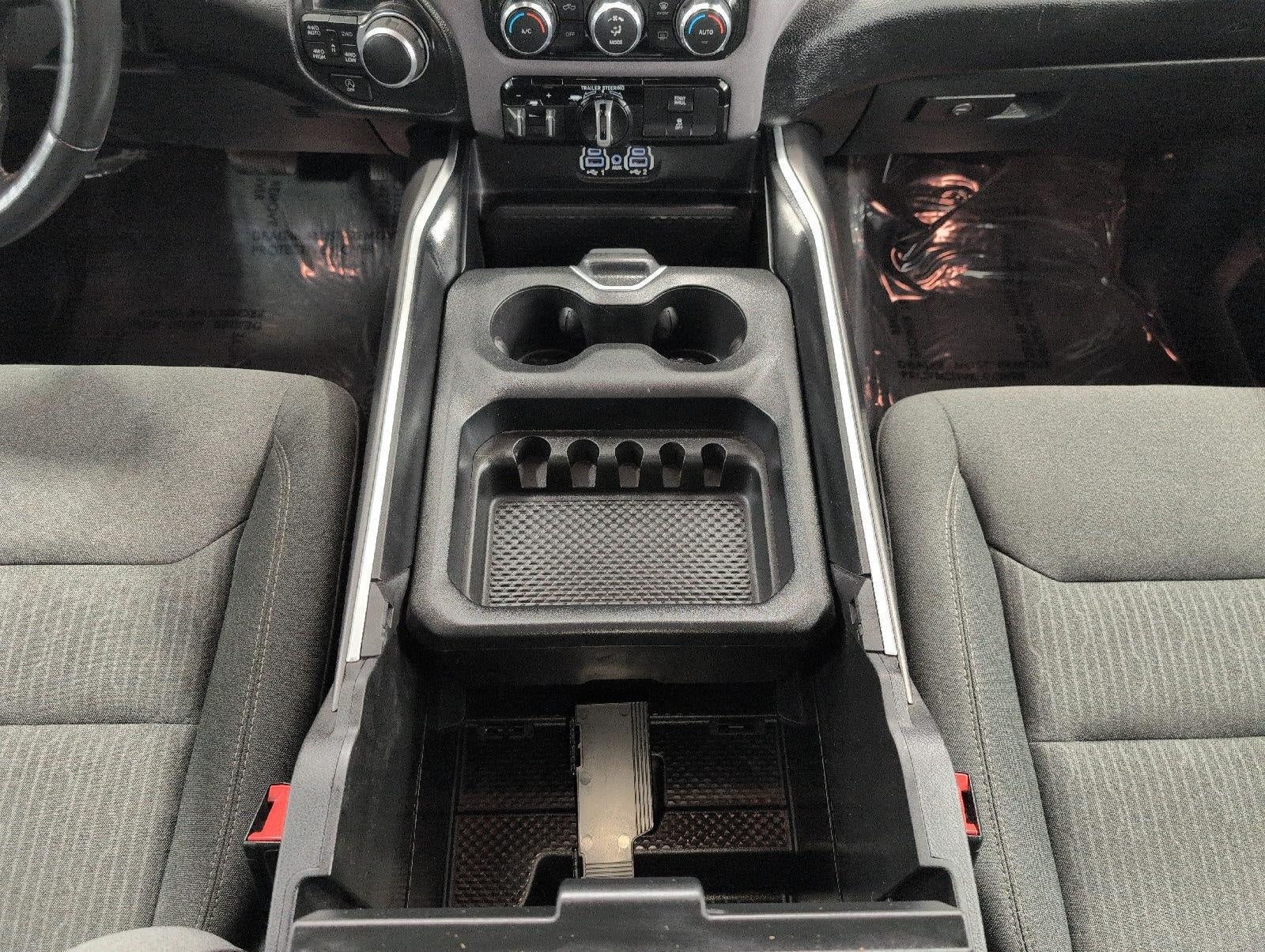2023 RAM 1500 Big Horn 4x4 Quad Cab 6'4 Box