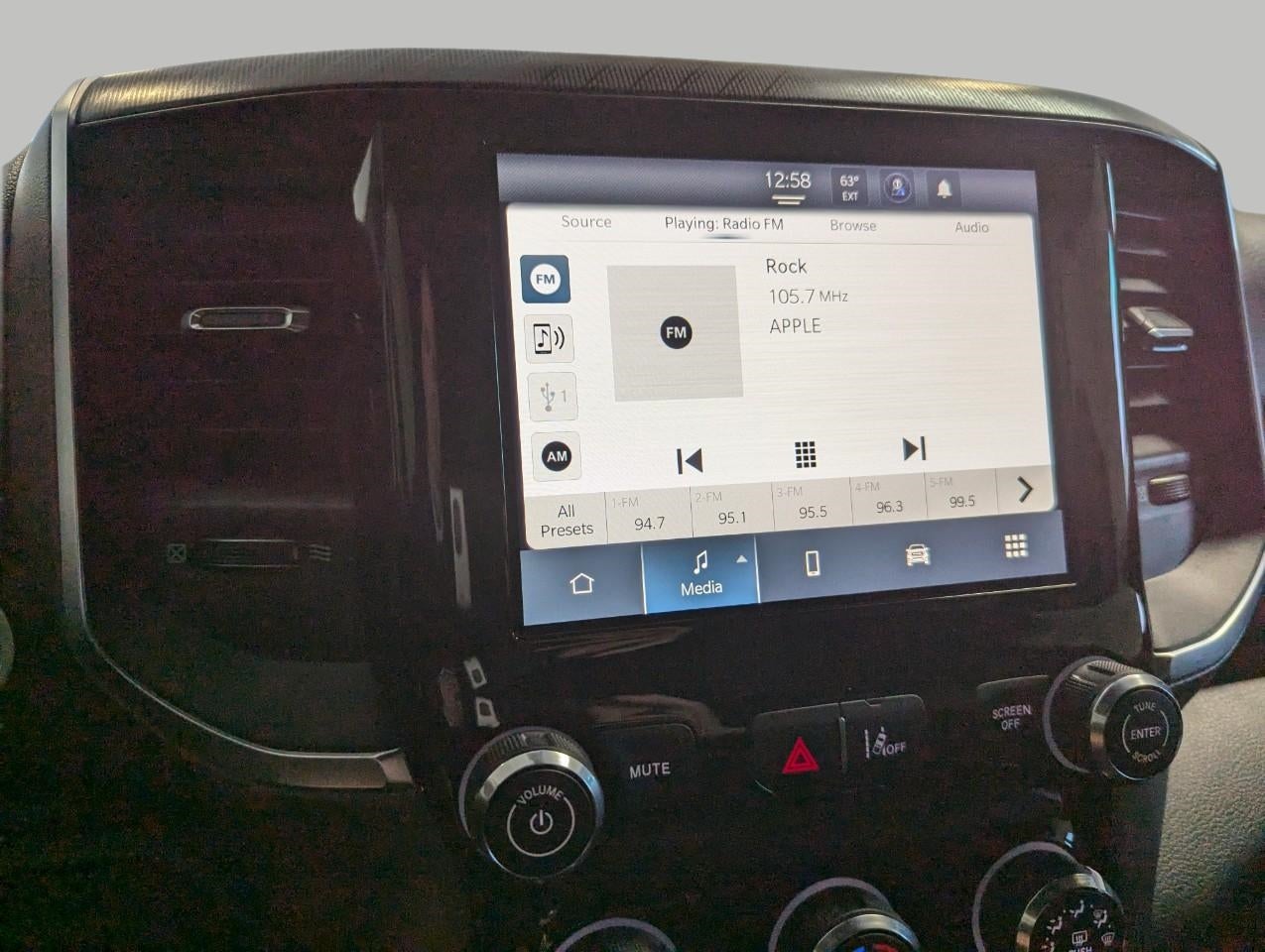 2025 RAM 1500 Big Horn Crew Cab 4x4 5'7' Box