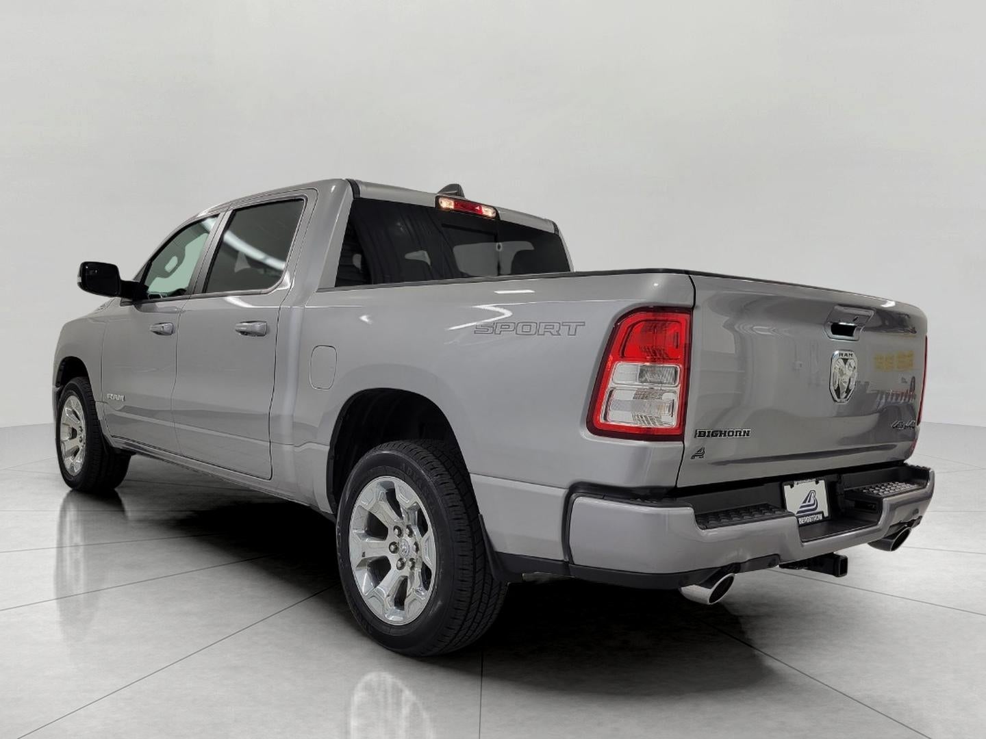 2022 RAM 1500 Big Horn Crew Cab 4x4 5'7' Box