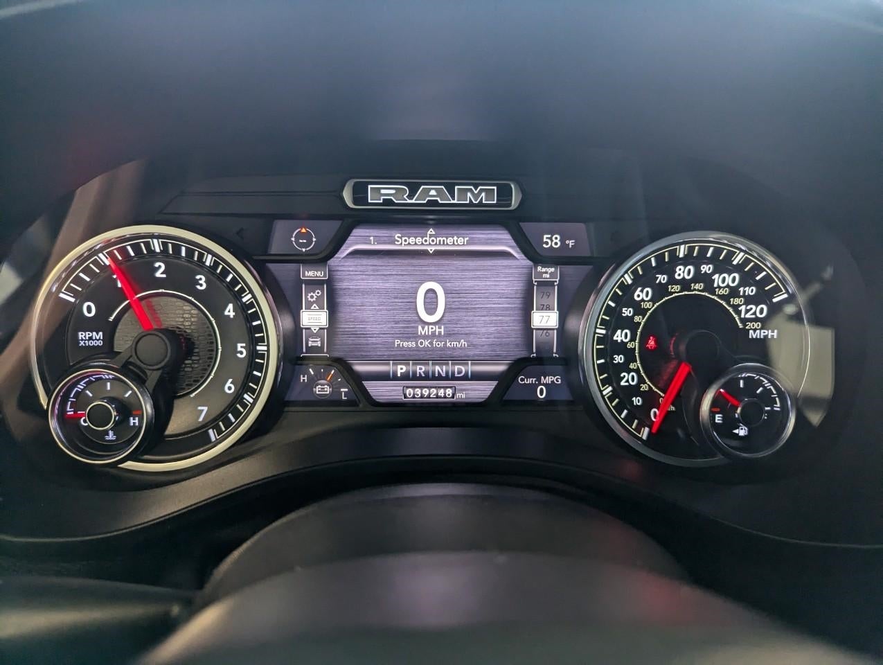 2020 RAM 1500 Big Horn Crew Cab 4x4 5'7' Box