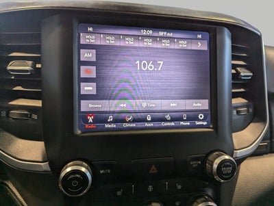 2020 RAM 1500 Big Horn Crew Cab 4x4 5'7' Box