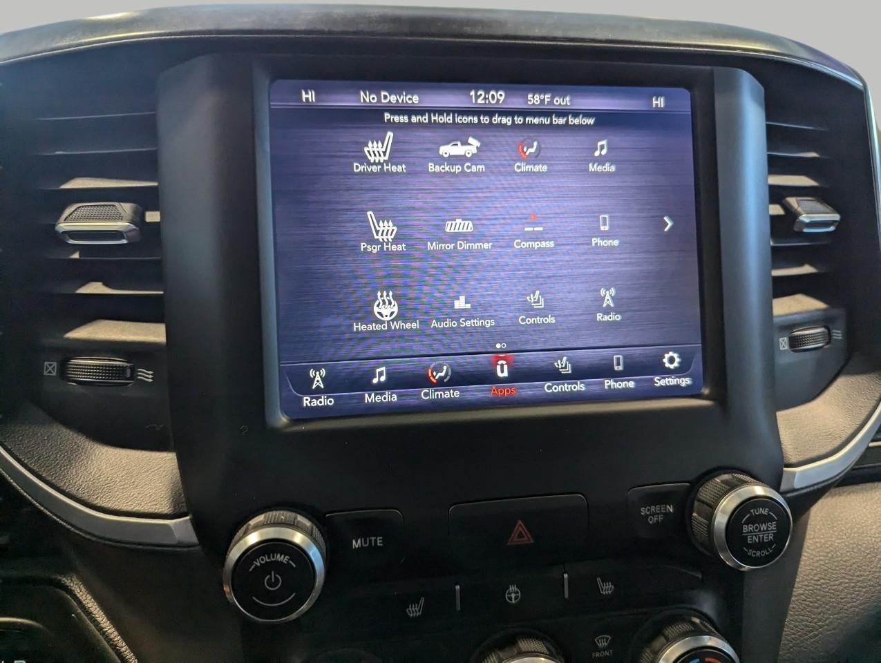 2020 RAM 1500 Big Horn Crew Cab 4x4 5'7' Box