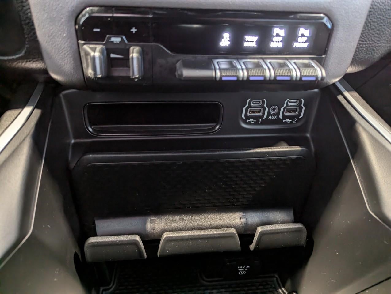 2020 RAM 1500 Big Horn Crew Cab 4x4 5'7' Box