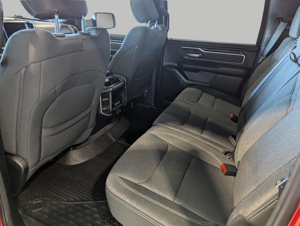 2020 RAM 1500 Big Horn Crew Cab 4x4 5'7' Box