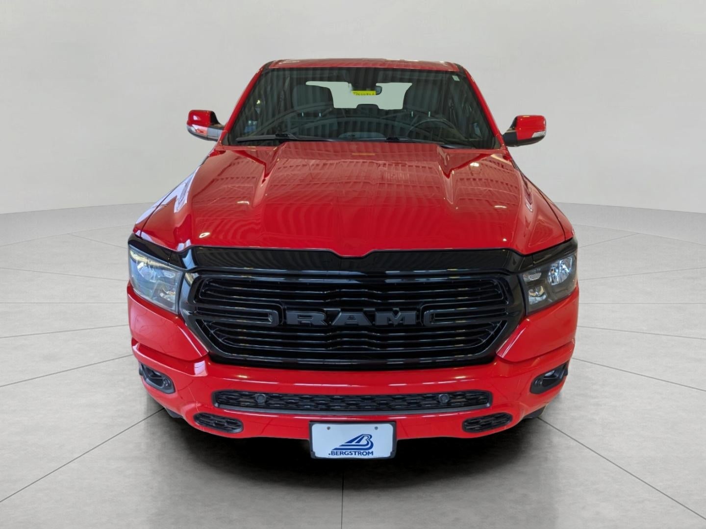 2020 RAM 1500 Big Horn Crew Cab 4x4 5'7' Box