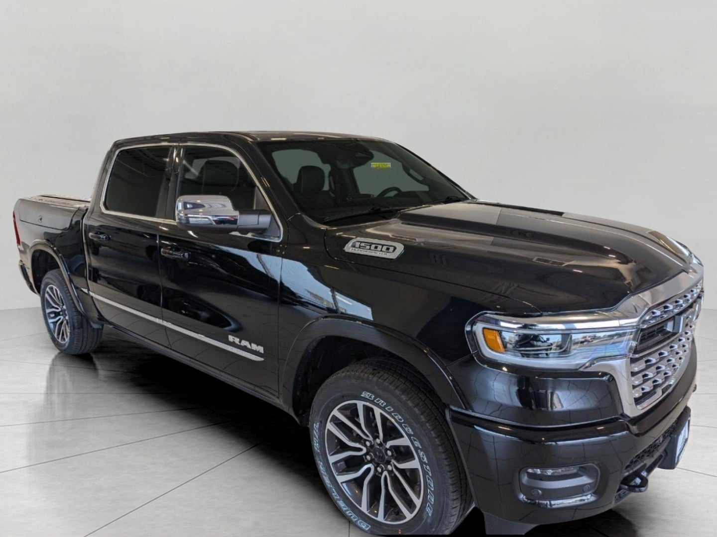 2026 RAM Ram 1500 RAM 1500 LIMITED CREW CAB 4X4 5'7' BOX