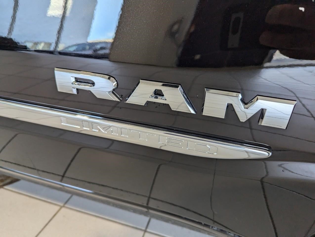 2026 RAM Ram 1500 RAM 1500 LIMITED CREW CAB 4X4 5'7' BOX