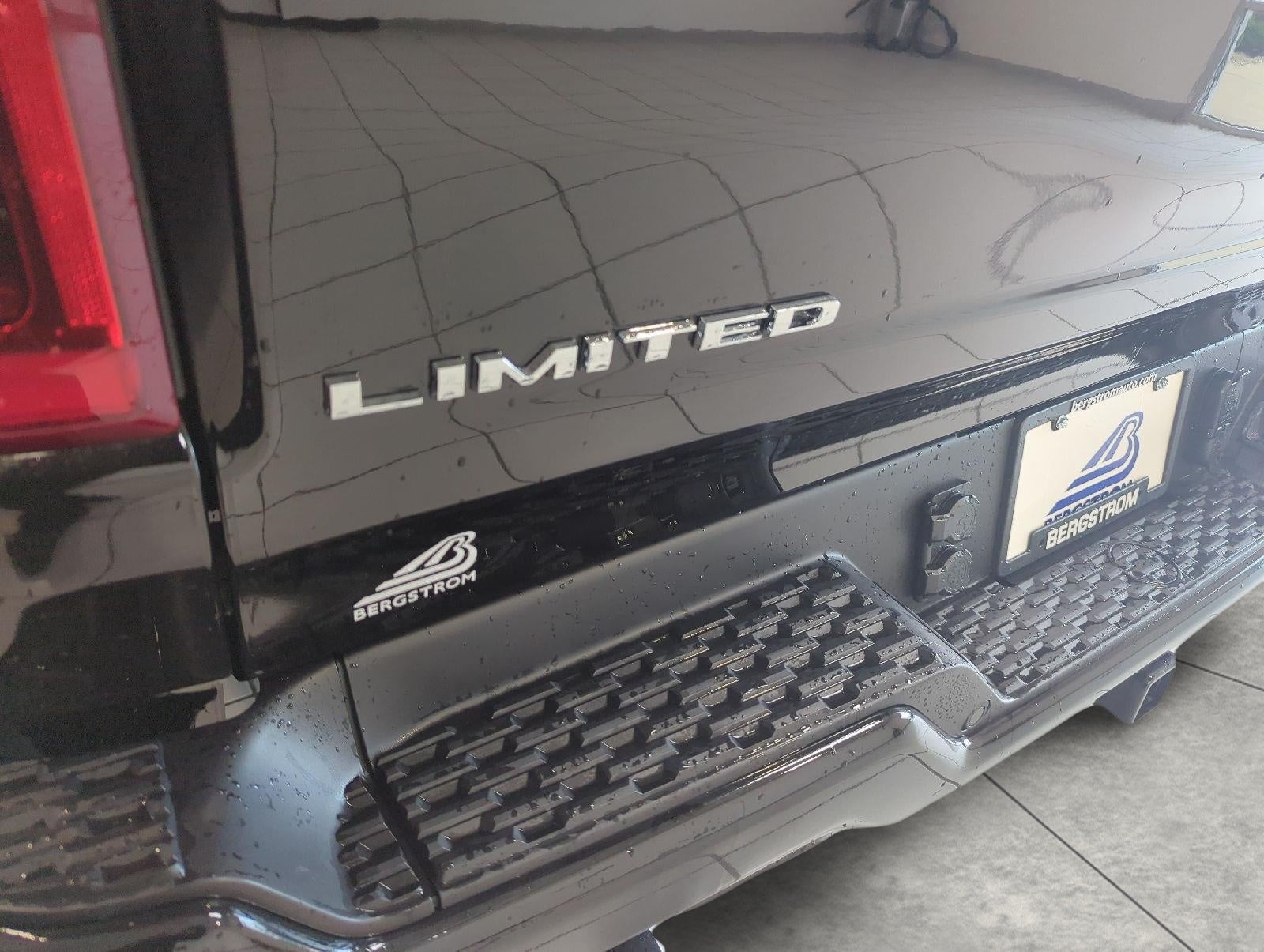 2027 RAM 1500 RAM 1500 LIMITED CREW CAB 4X4 5'7' BOX