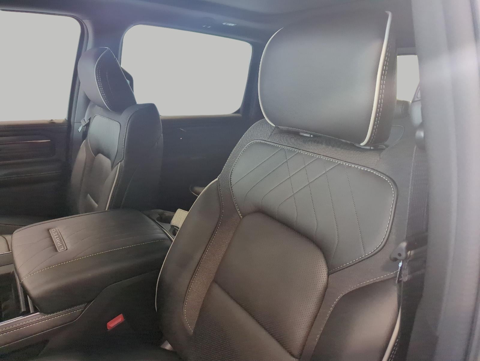 2027 RAM 1500 RAM 1500 LIMITED CREW CAB 4X4 5'7' BOX