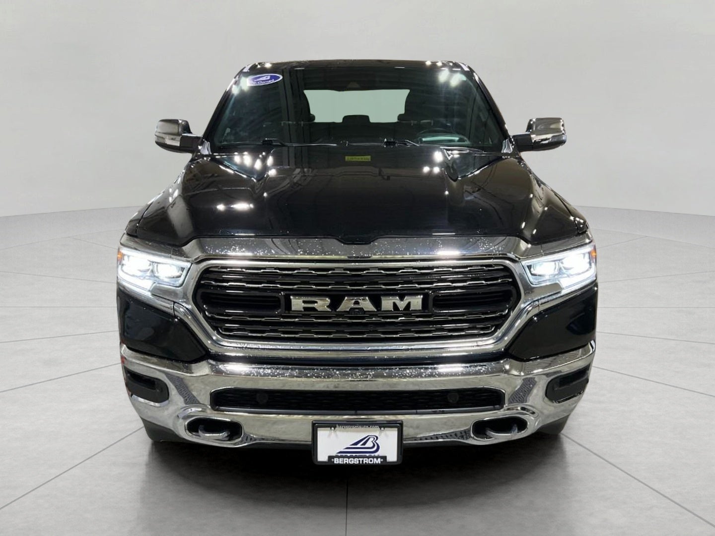 2024 RAM 1500 Limited Crew Cab 4x4 5'7' Box