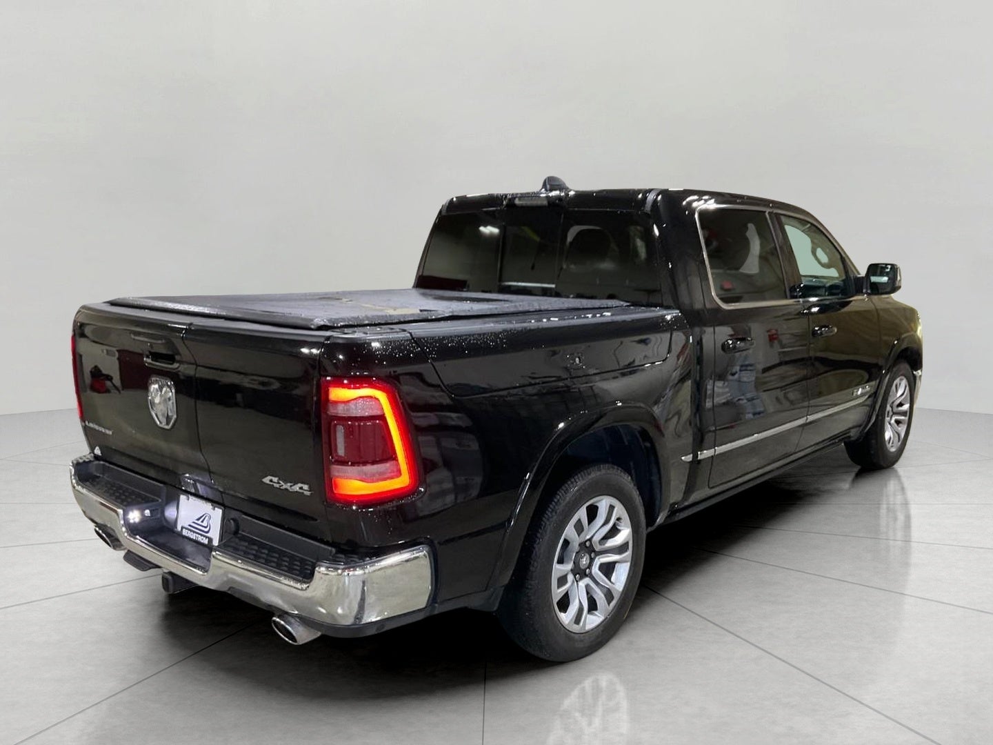 2024 RAM 1500 Limited Crew Cab 4x4 5'7' Box