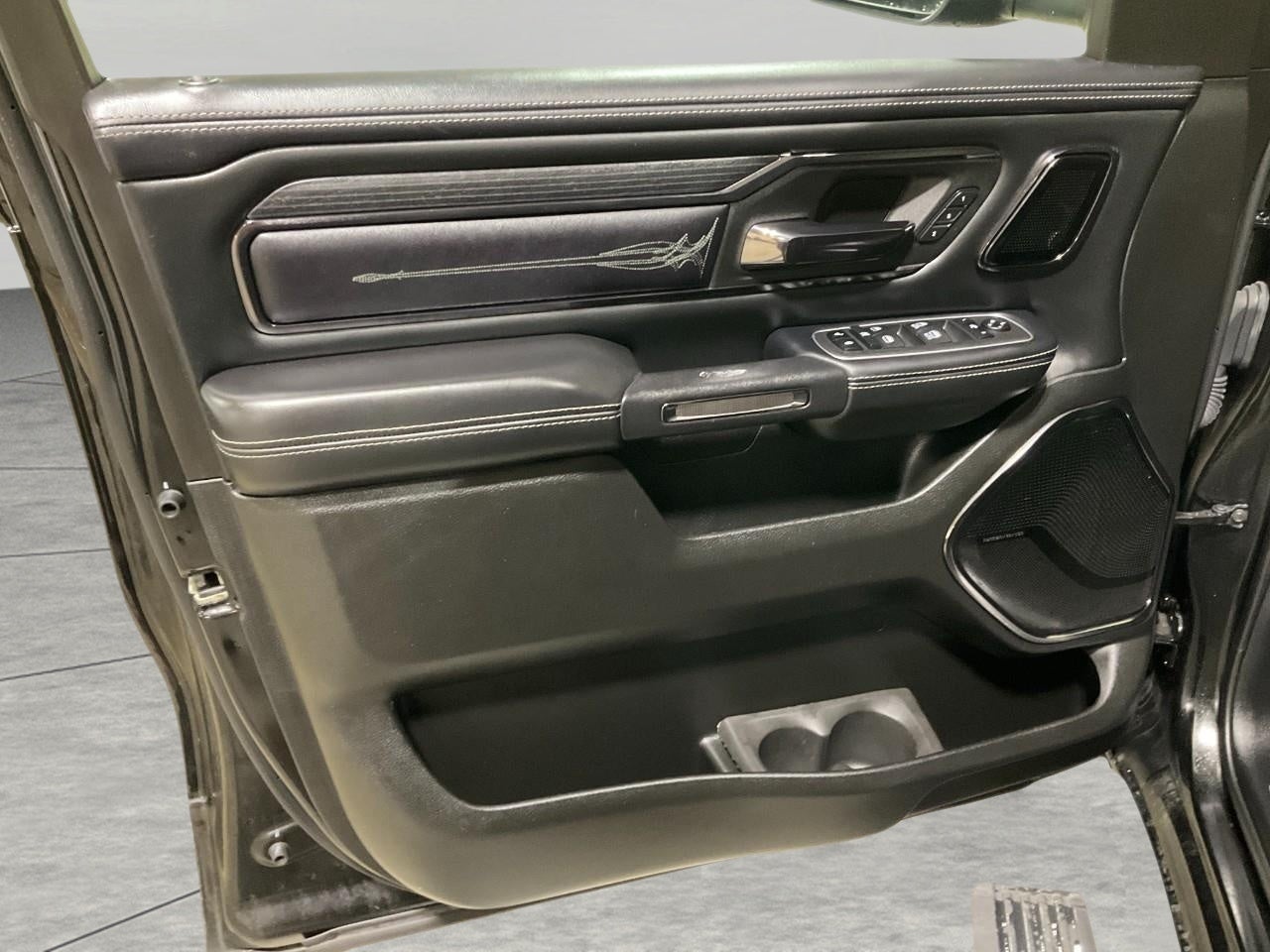 2024 RAM 1500 Limited Crew Cab 4x4 5'7' Box