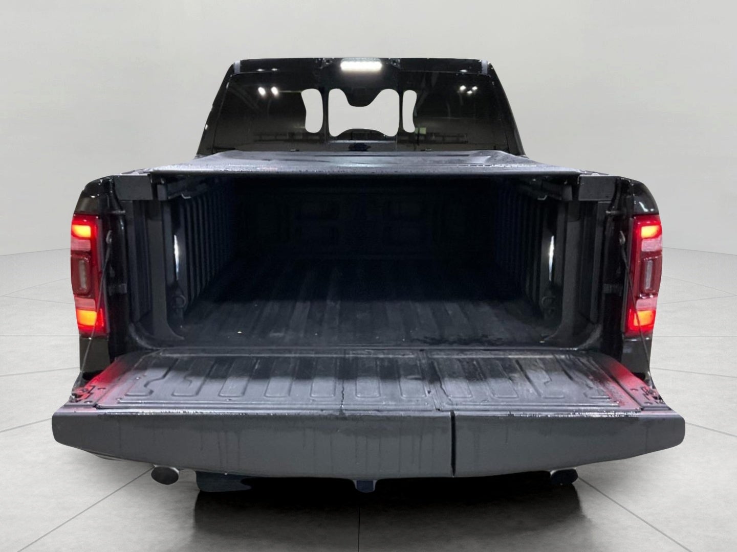 2024 RAM 1500 Limited Crew Cab 4x4 5'7' Box