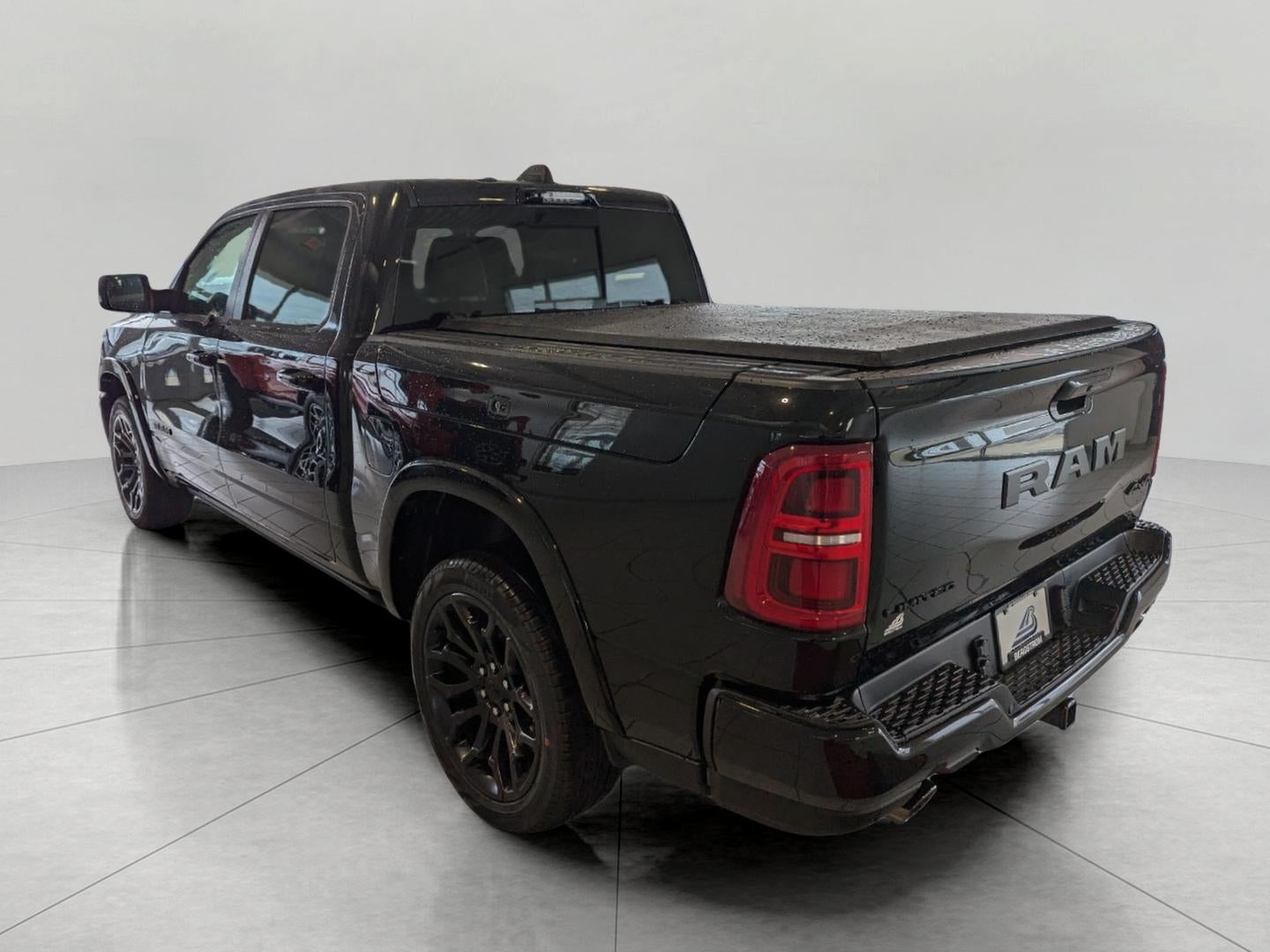 2026 RAM Ram 1500 RAM 1500 LIMITED CREW CAB 4X4 5'7' BOX