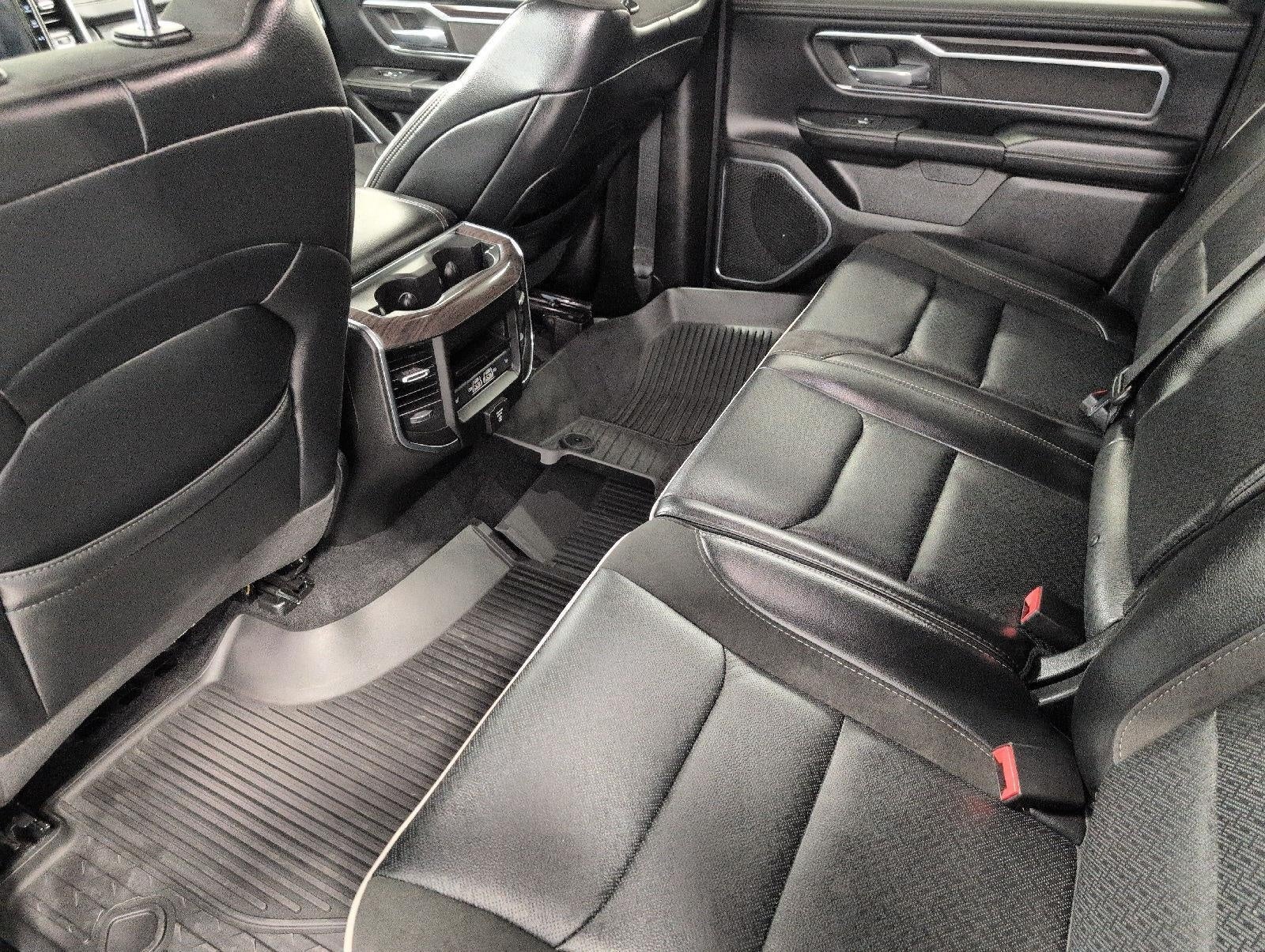 2026 RAM 1500 Laramie Crew Cab 4x4 5'7' Box