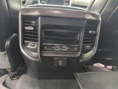 2026 RAM 1500 Laramie Crew Cab 4x4 5'7' Box