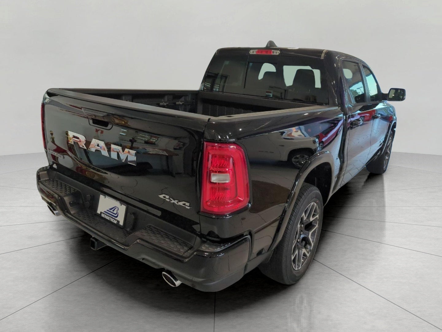 2027 RAM 1500 RAM 1500 LARAMIE CREW CAB 4X4 5'7' BOX