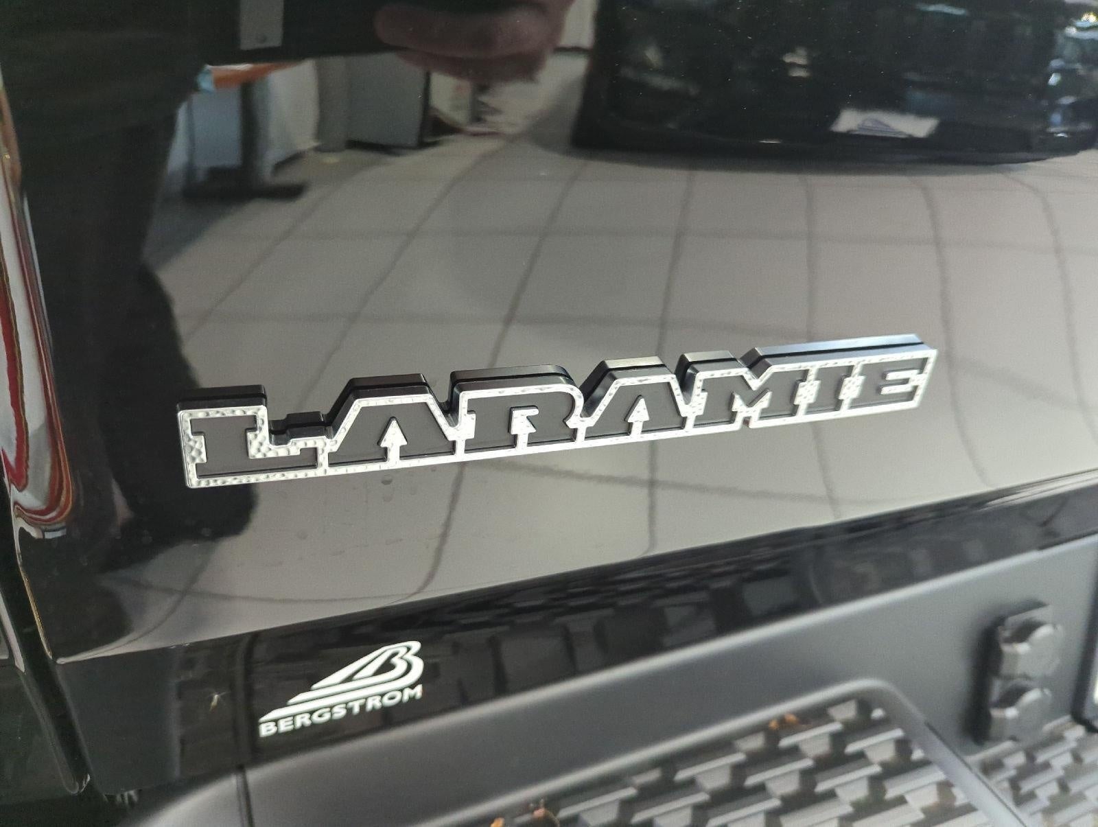 2027 RAM 1500 RAM 1500 LARAMIE CREW CAB 4X4 5'7' BOX
