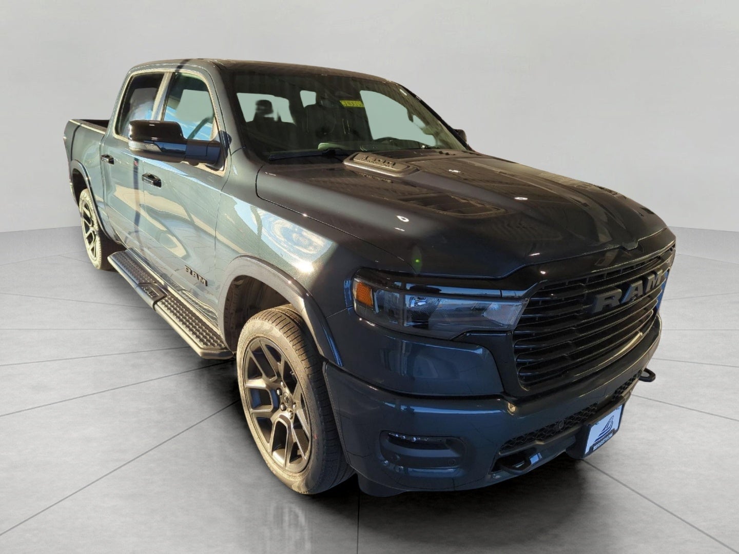2027 RAM 1500 RAM 1500 LARAMIE CREW CAB 4X4 5'7' BOX