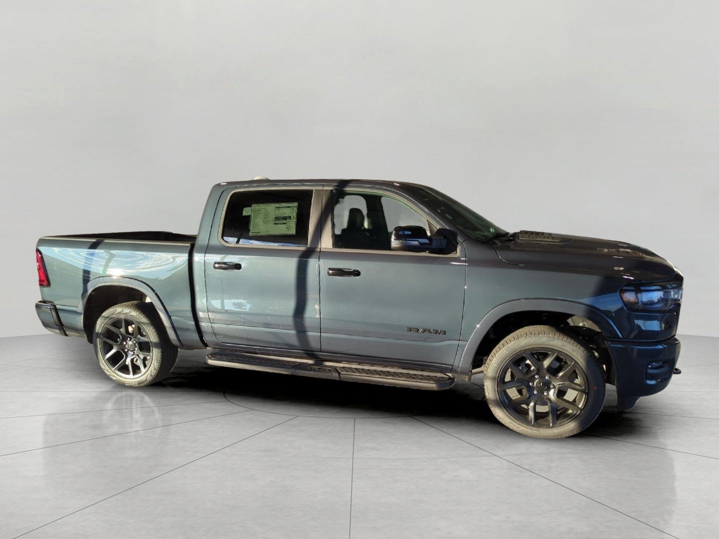 2027 RAM 1500 RAM 1500 LARAMIE CREW CAB 4X4 5'7' BOX