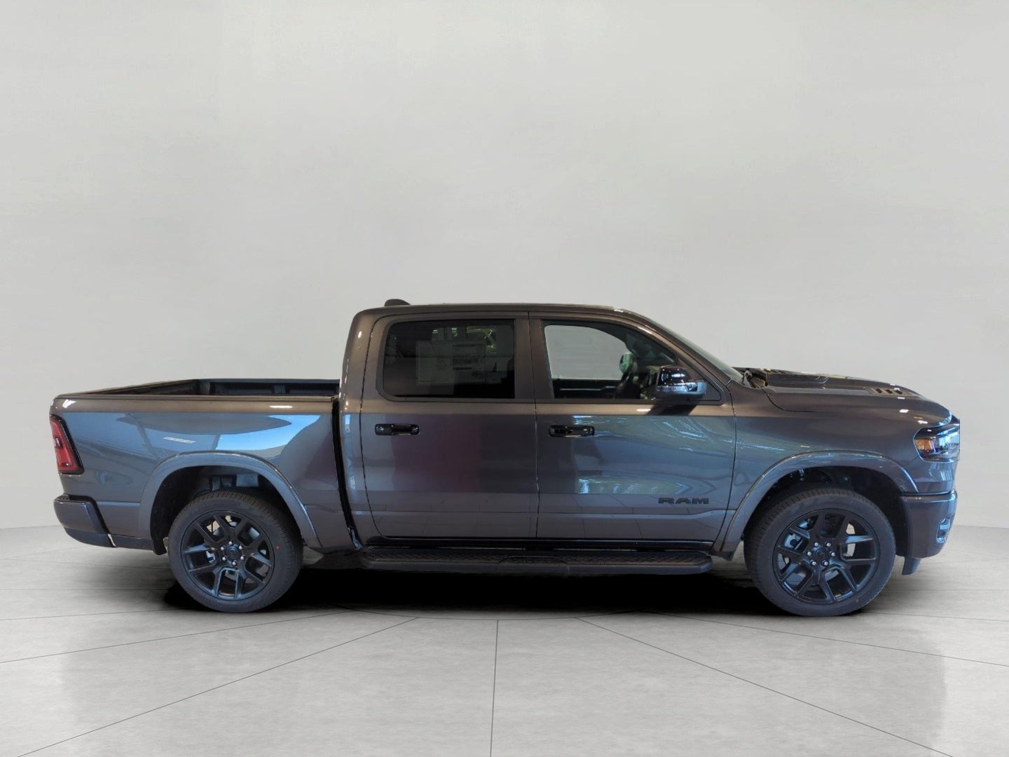 2027 RAM 1500 RAM 1500 LARAMIE CREW CAB 4X4 5'7' BOX