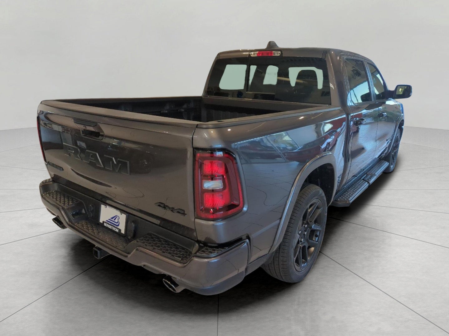 2027 RAM 1500 RAM 1500 LARAMIE CREW CAB 4X4 5'7' BOX