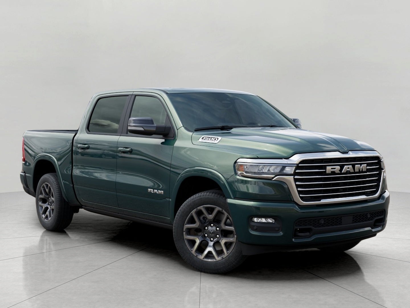 2026 RAM 1500 Laramie 4x4 Crew Cab 5'7's photo