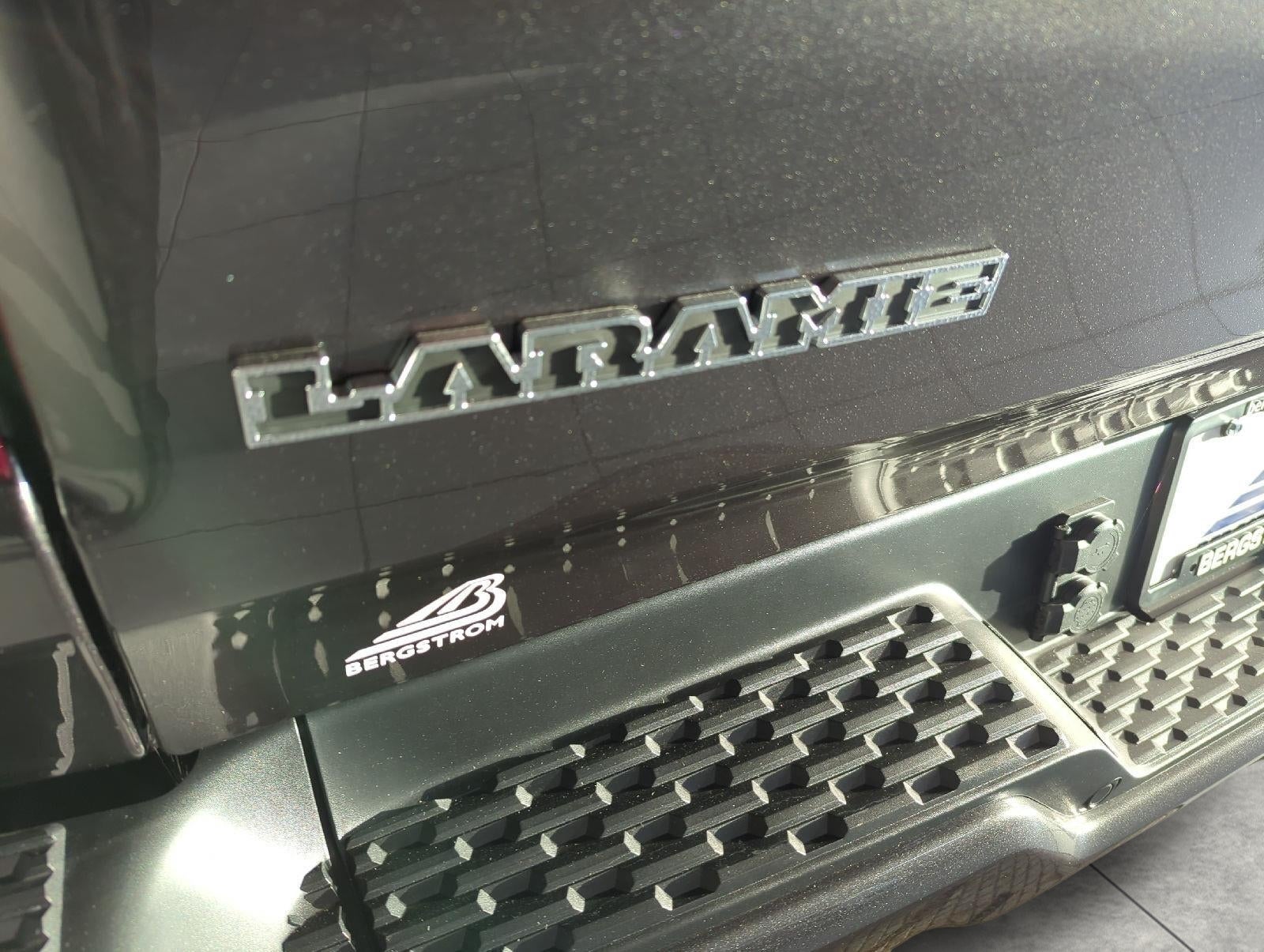 2027 RAM 1500 RAM 1500 LARAMIE CREW CAB 4X4 5'7' BOX
