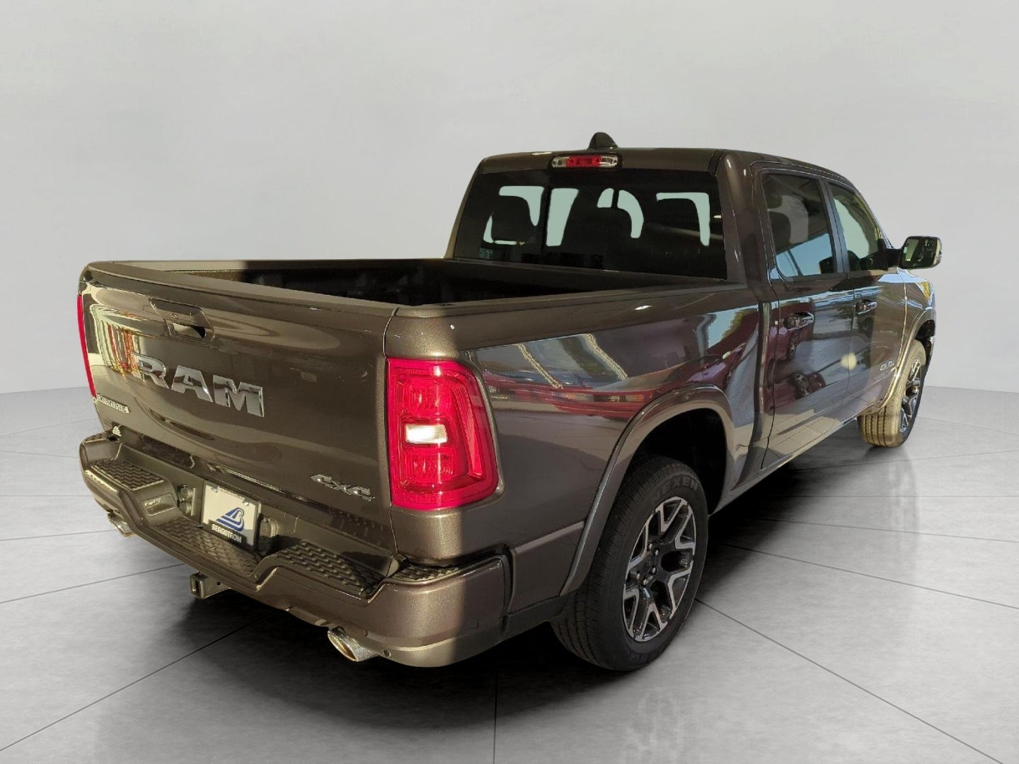 2027 RAM 1500 RAM 1500 LARAMIE CREW CAB 4X4 5'7' BOX