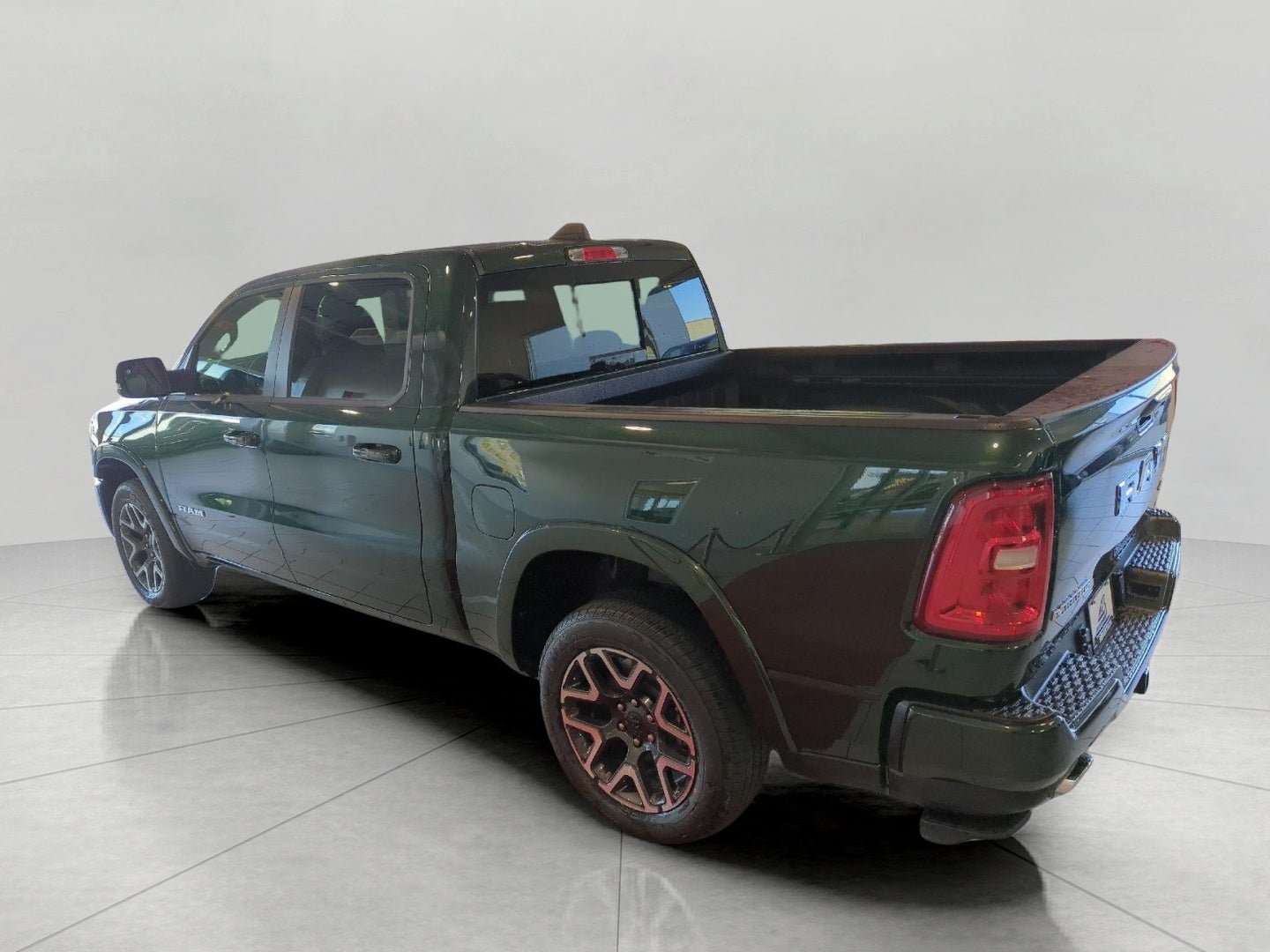 2027 RAM 1500 RAM 1500 LARAMIE CREW CAB 4X4 5'7' BOX