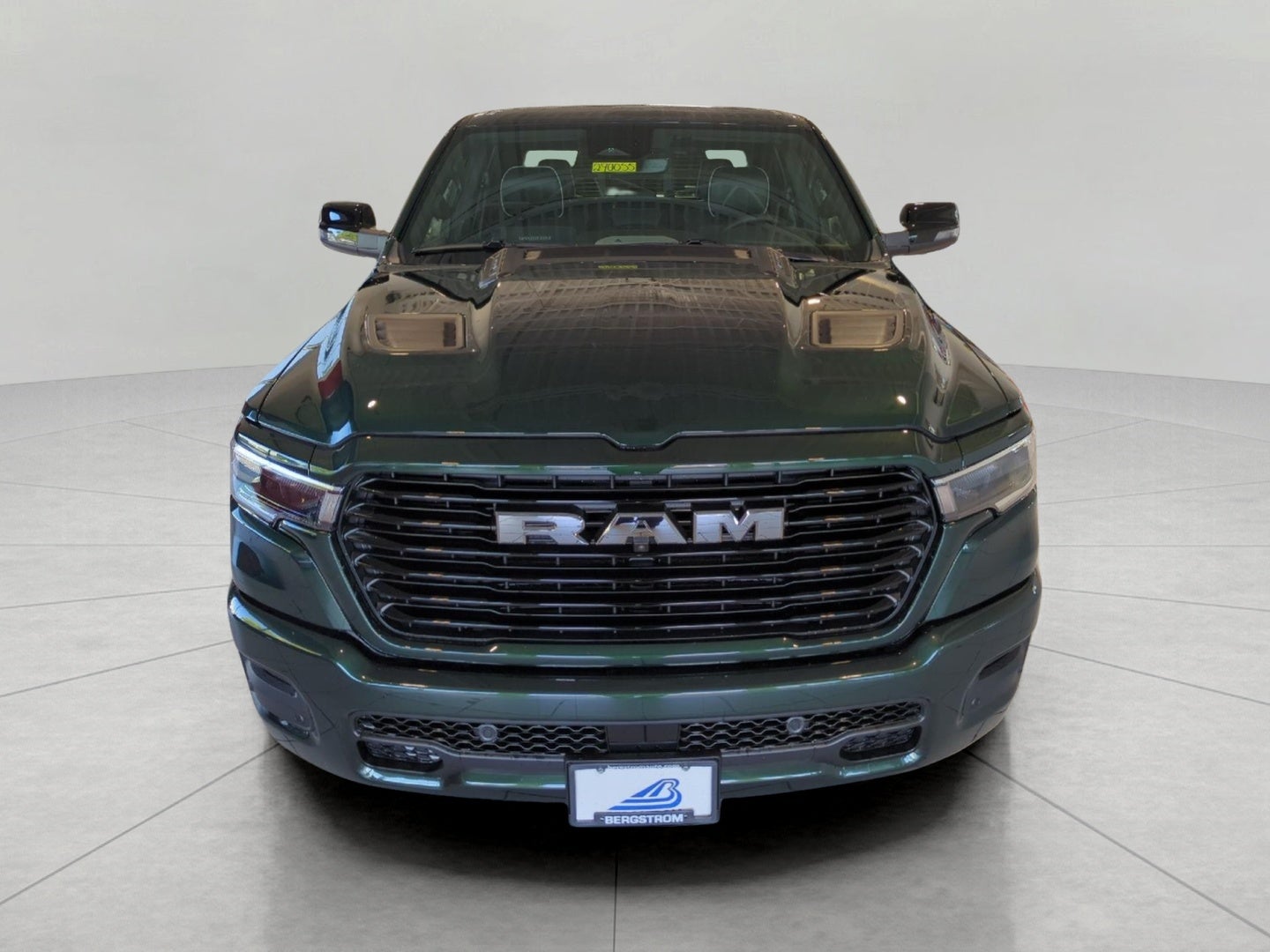 2027 RAM 1500 RAM 1500 LARAMIE CREW CAB 4X4 5'7' BOX